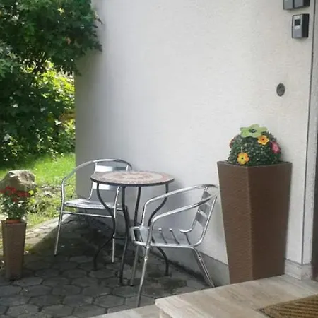 Cityside Muenchenplanegg Апартаменты *